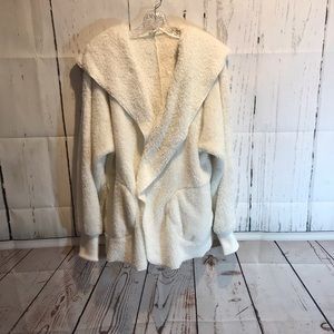 Hem & thread white plush jacket. OS.